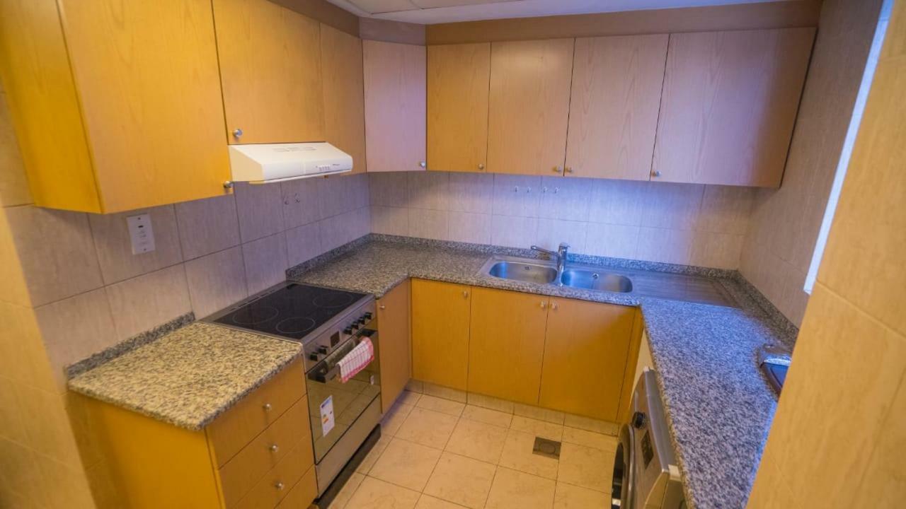 The Holiday Homes ドバイ エクステリア 写真